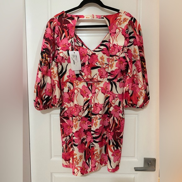 FLORAL MID BACKLESS DRESS by Imperial Botique Size L - Picture 6 of 6